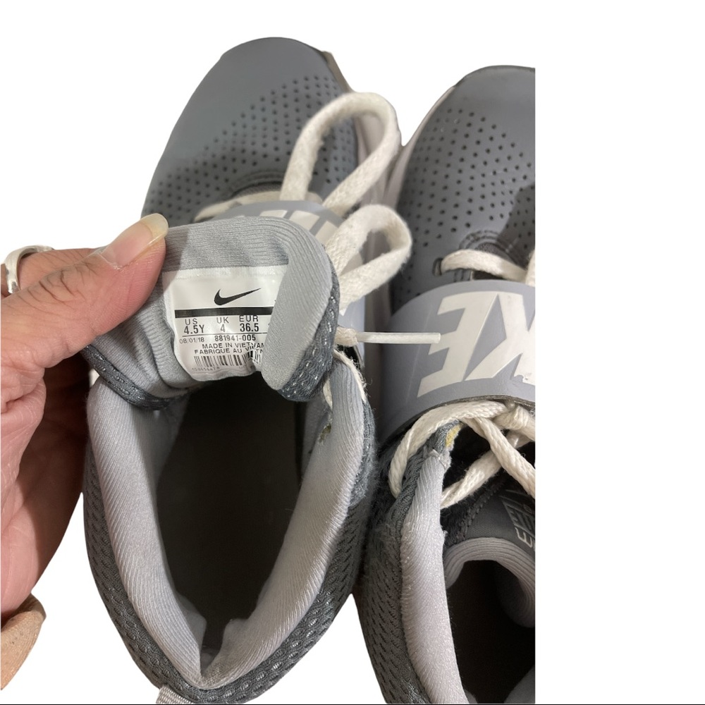 NIKE TEAM HUSTLE shoes - Picture 5 of 7